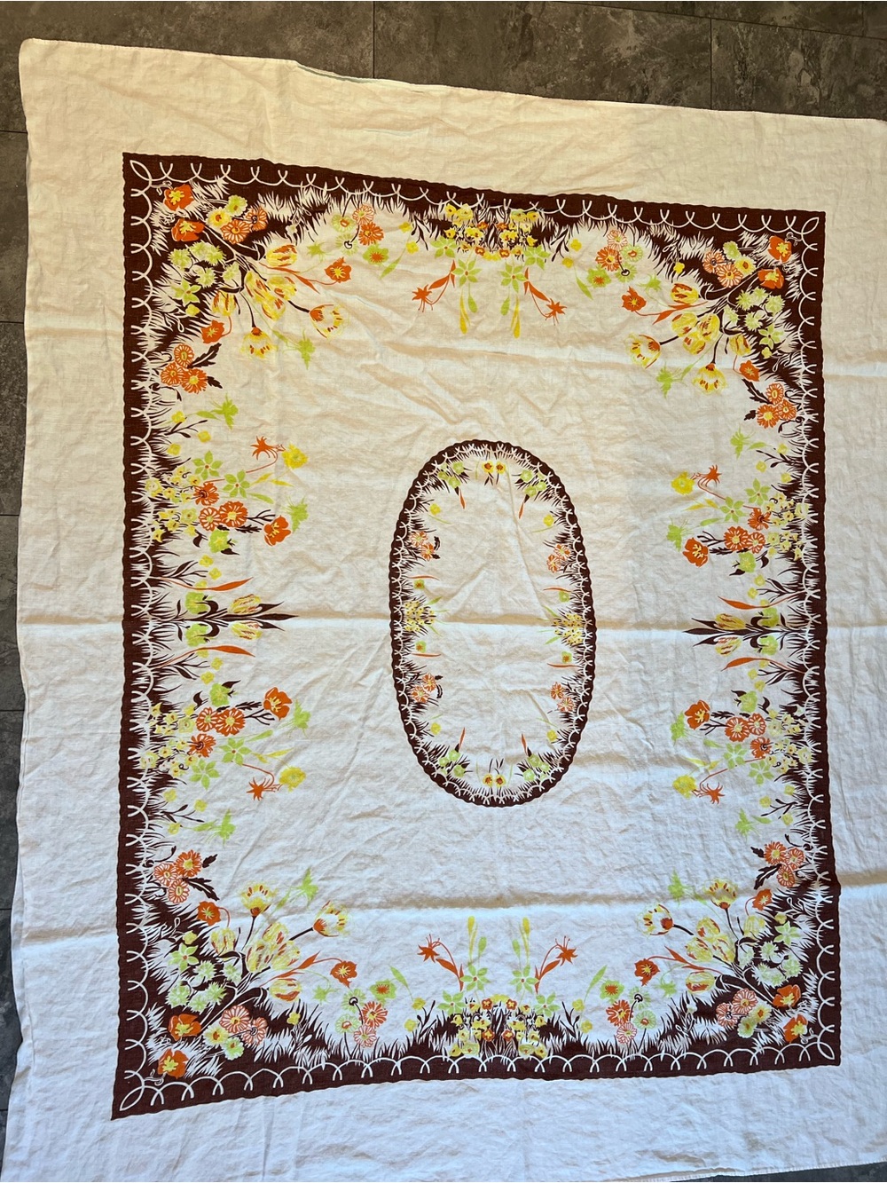 Vintage picnic Cotton blend Floral Border tablecloth in Cream Brown & oranges